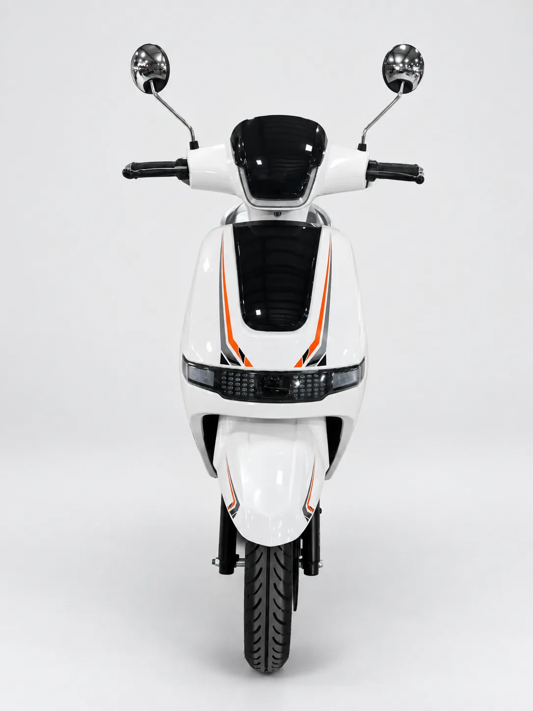 GT Prime Pro, front view